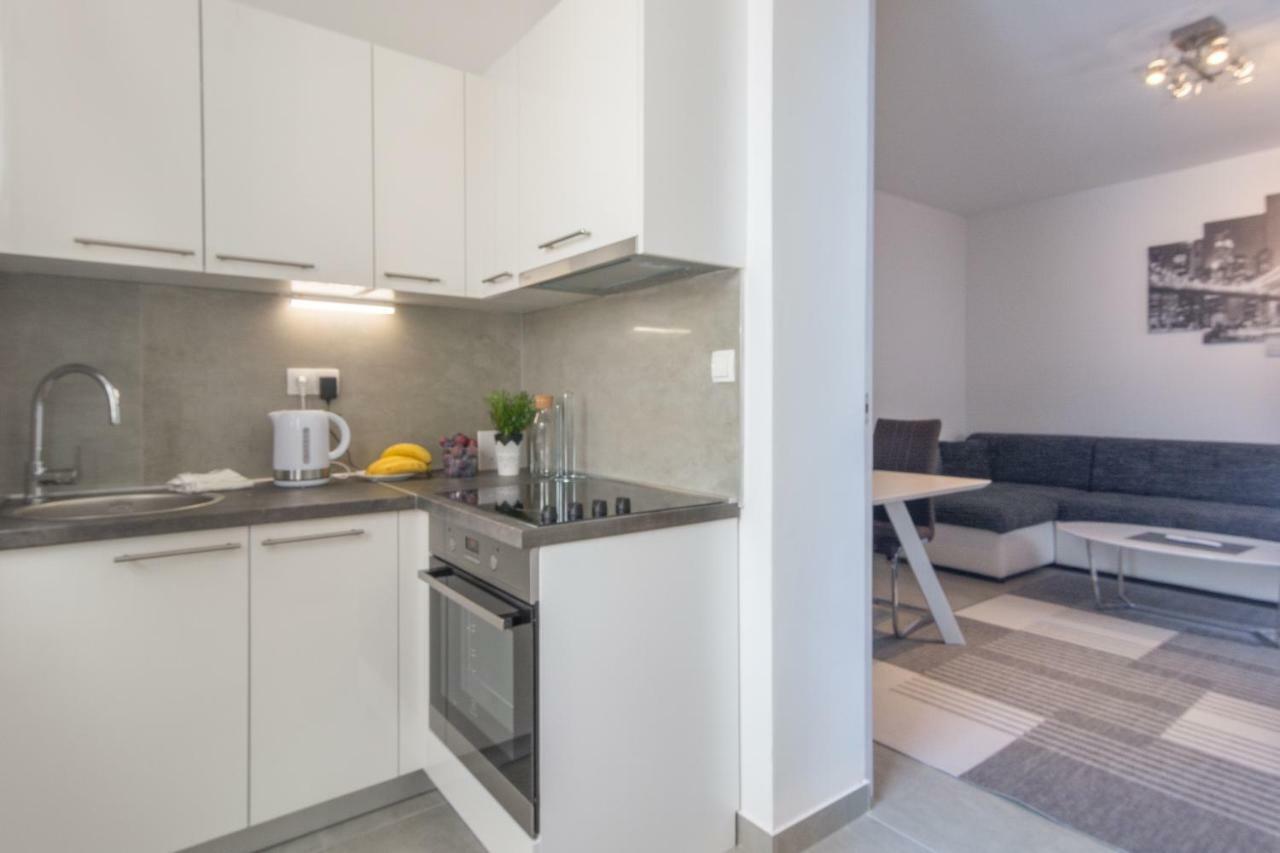 Luxury Apartment Melissa Vodice Exterior photo