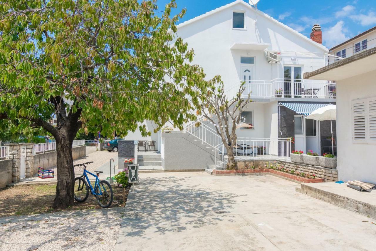 Luxury Apartment Melissa Vodice Exterior photo