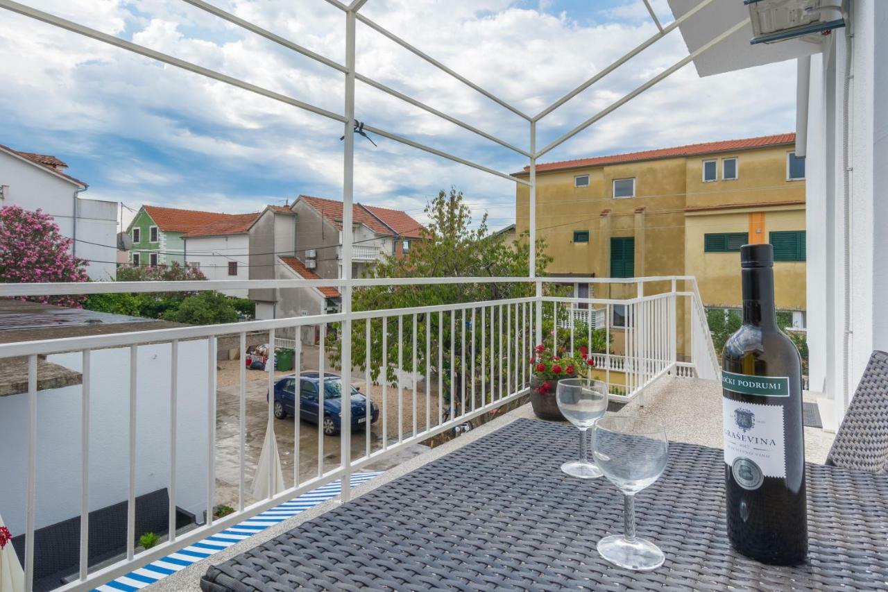 Luxury Apartment Melissa Vodice Exterior photo