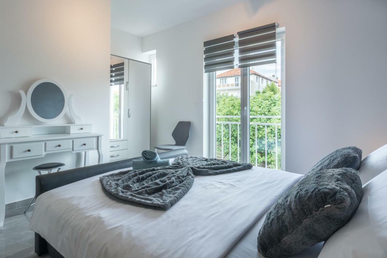 Luxury Apartment Melissa Vodice Exterior photo